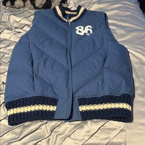 Victoria's Secret Pink Blue Puffer Vest with Knit Trim Size M